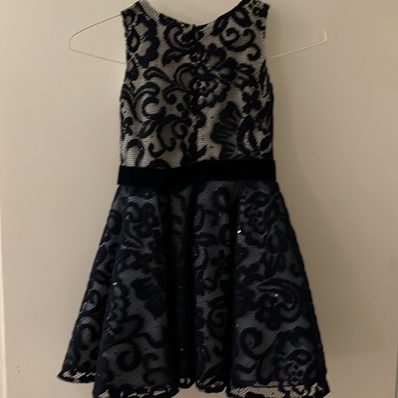 Zoe Ltd. Girls’ Formal Dress (8) - Picture 2 of 4